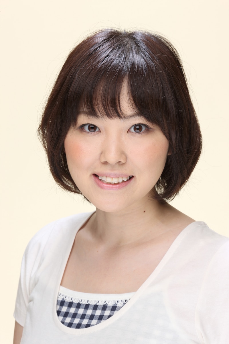 リィリン役の三宅麻理恵。