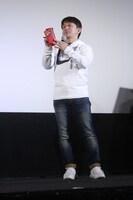 ドニー・イェンと連絡が取れず残念がる谷垣健治。