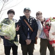 飯豊まりえ誕生日記念「シライサン」メイキング写真公開、乙一が「凄い透明感」