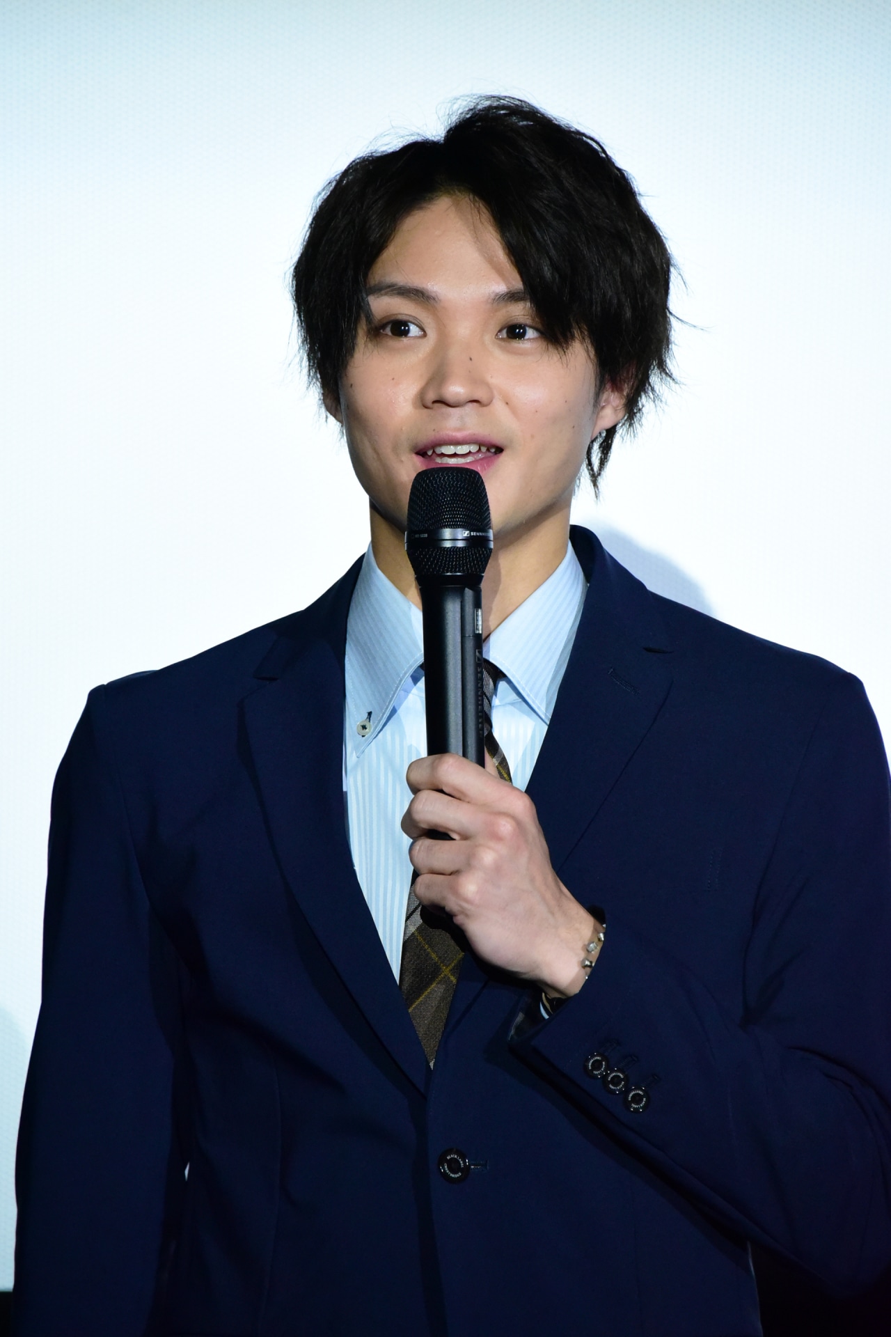 磯村勇斗
