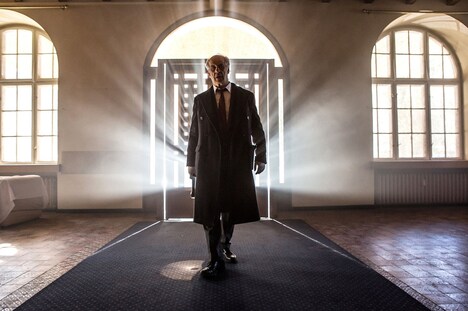 「霧の中の少女」