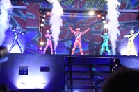 「魔進戦隊キラメイジャー」製作発表記者会見でのショーの様子。