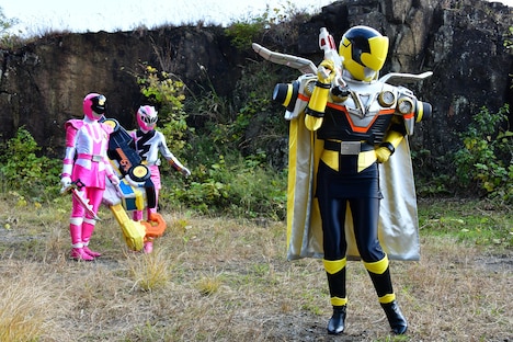 「劇場版 騎士竜戦隊リュウソウジャーVSルパンレンジャーVSパトレンジャー」新場面写真