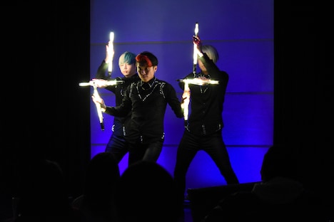 XTRAPによるパフォーマンスの様子。