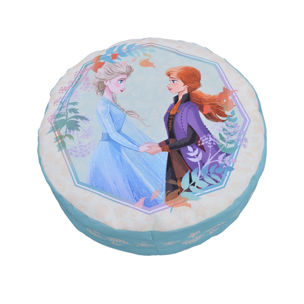 A賞のラウンドクッション。(c) Disney
