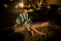 「溝口琢矢 2020-2021 カレンダー“みぞたび”～京阪神編～」より。