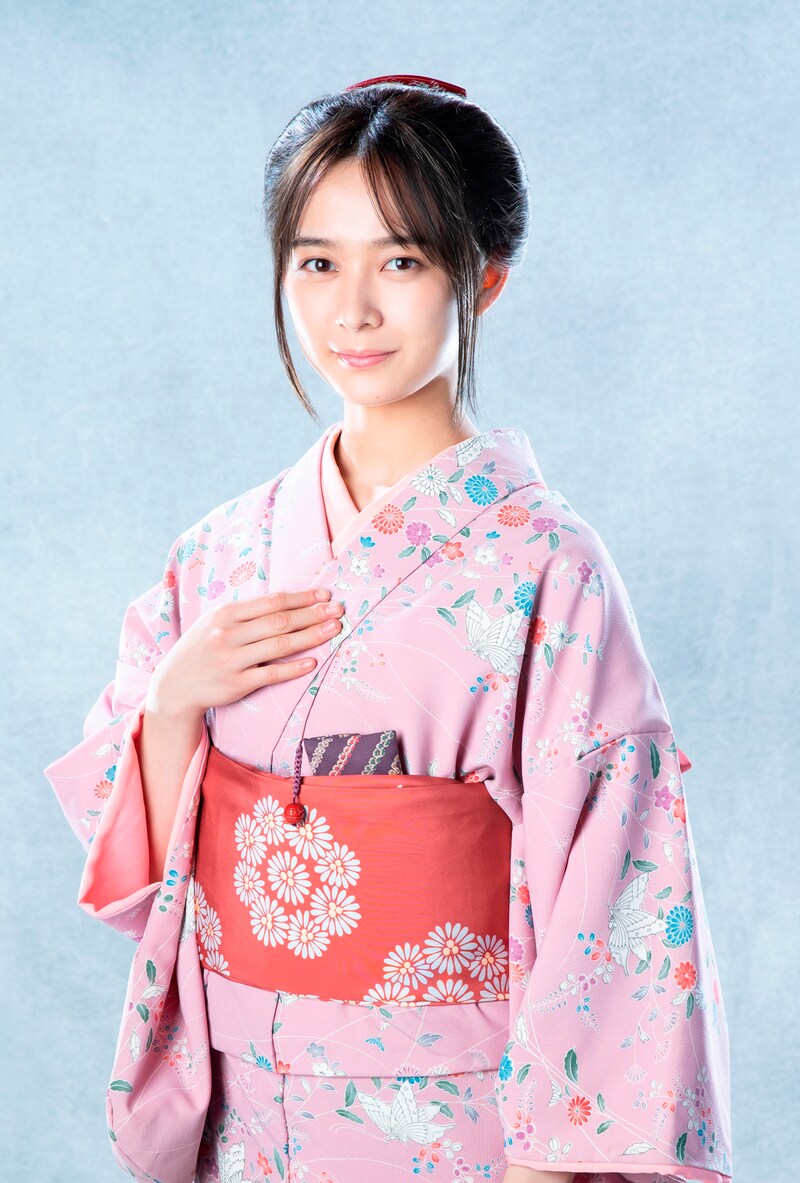 鈴木絢音演じるお藤。