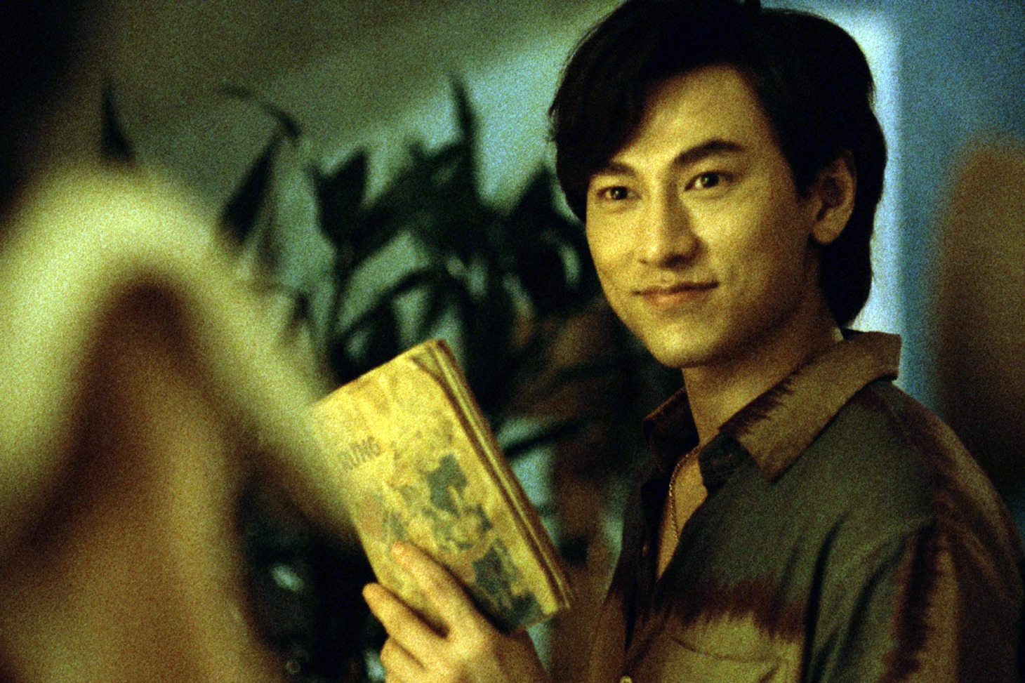 「ソン・ランの響き」より、アイザック扮するリン・フン。