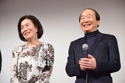 左から高畑淳子、中村梅雀。