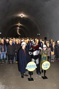 「前田建設ファンタジー営業部」トンネル試写の様子。