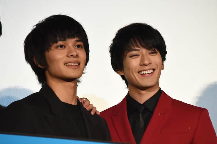 新田真剣佑 サヨまで イベントで北村匠海に すごくきれいな顔してるんだなあ 写真16枚 映画ナタリー