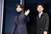 左から千葉雄大、成田凌。