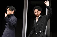 左から千葉雄大、成田凌。