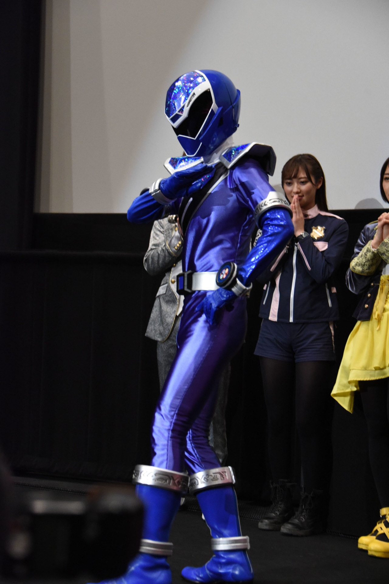 キラメイブルー