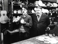 「チャップリンの質屋」 (c)Roy Export SAS