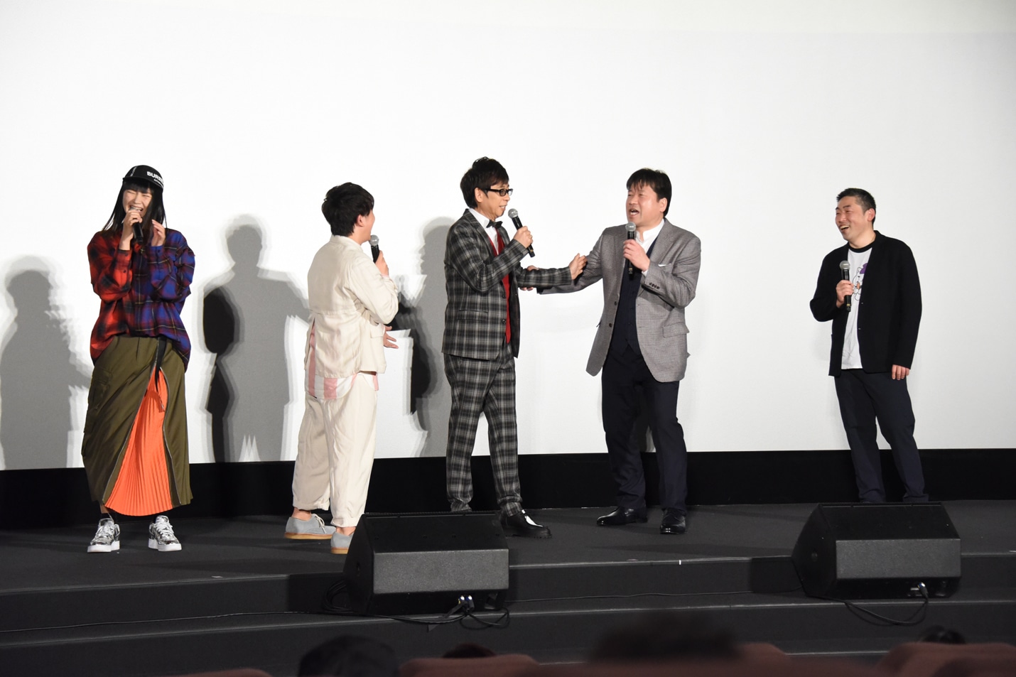 「映画 ねこねこ日本史 ～龍馬のはちゃめちゃタイムトラベルぜよ！～」舞台挨拶の様子。