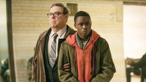 「囚われた国家」