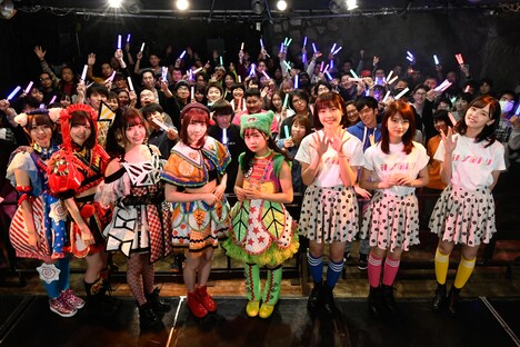 「ドラマW 父と息子の地下アイドル」メイキング写真