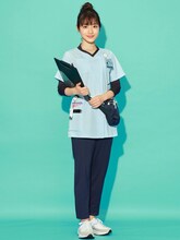 「アンサング・シンデレラ 病院薬剤師の処方箋」で主人公・葵みどりを演じる石原さとみ。