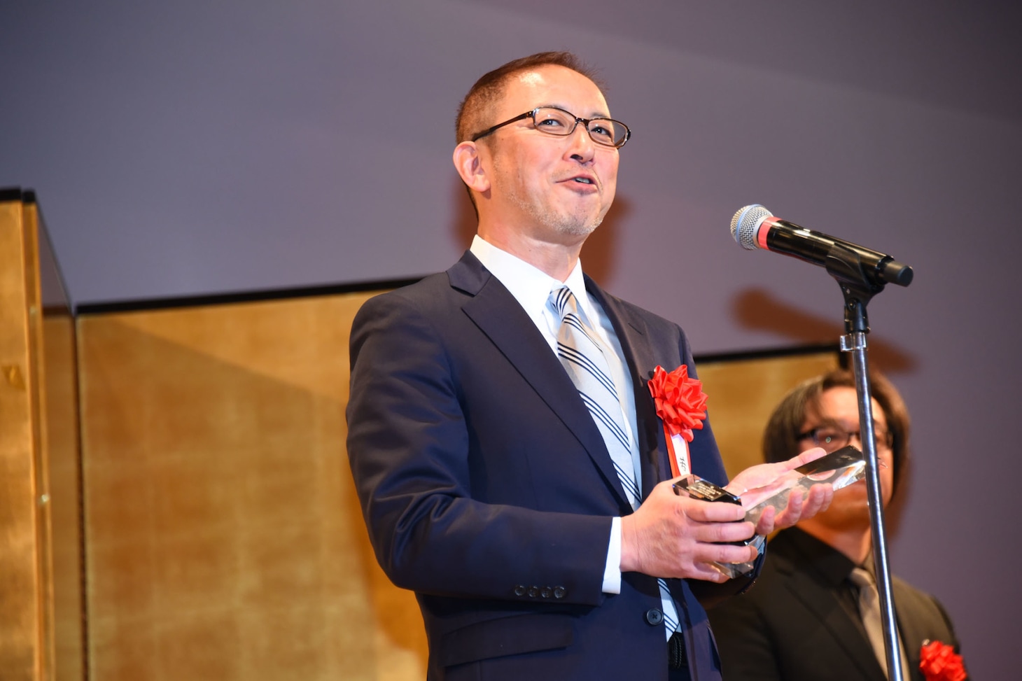 若松央樹
