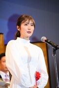 松岡茉優