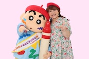 左から野原しんのすけ、りんごちゃん。