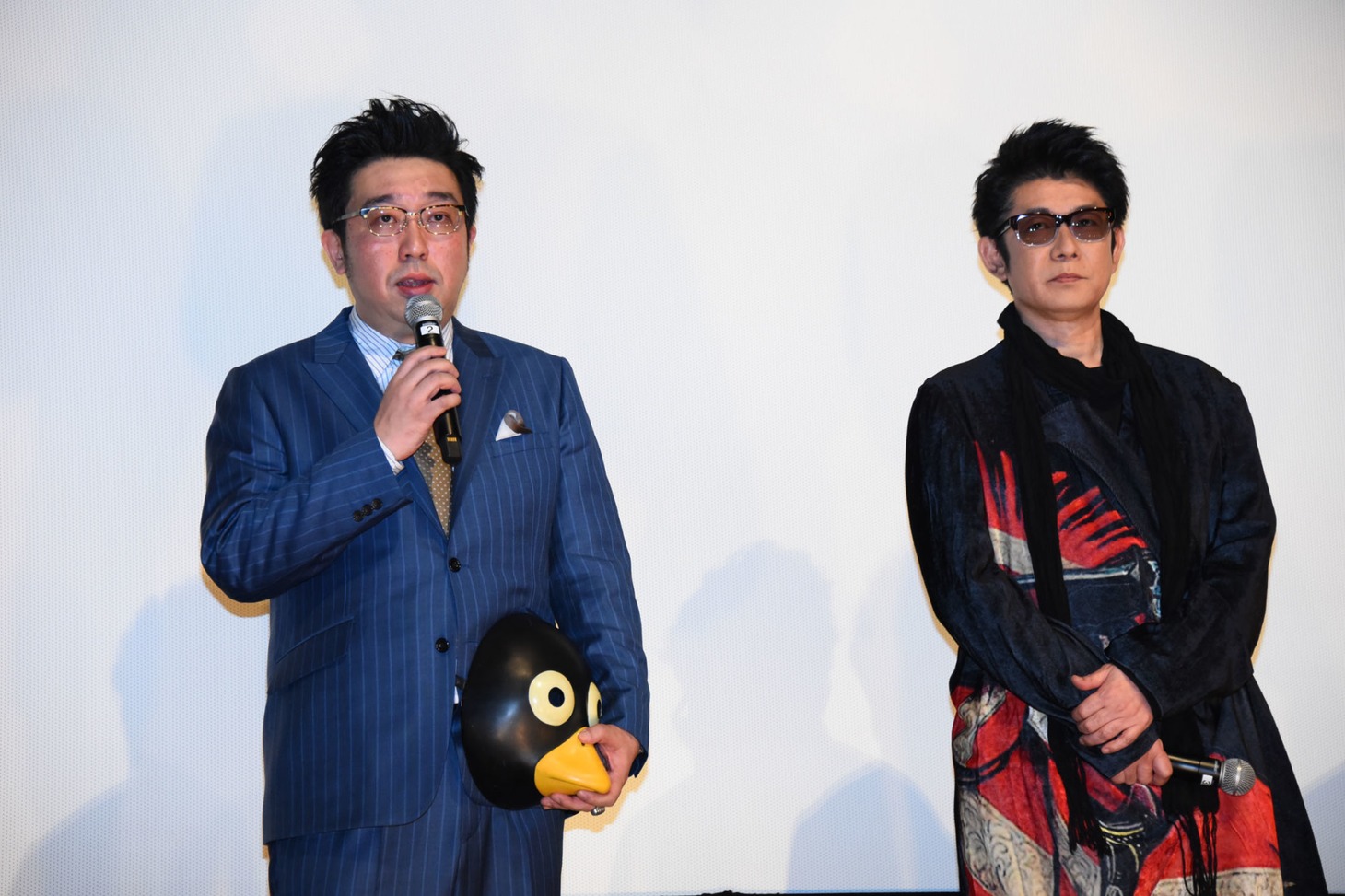 左から廣田正興監督、永瀬正敏。