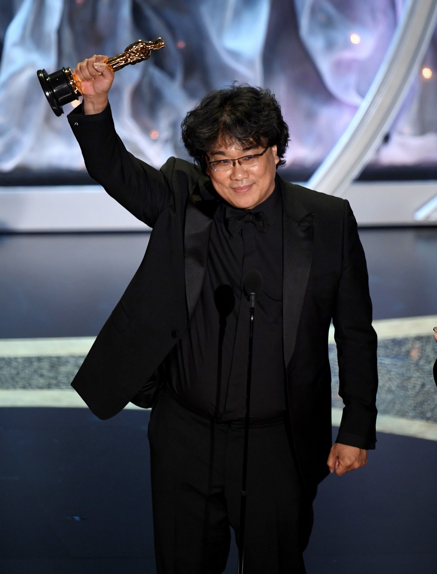 第92回アカデミー賞授賞式でのポン・ジュノ。（Photo by Kevin WinterGetty Images）