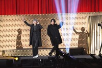 左から石橋弘毅、白濱亜嵐。