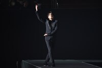 「ジュリアンさんがころんだ」でカッコよく止まる白濱亜嵐。