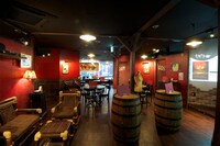 なぞともカフェの店内。