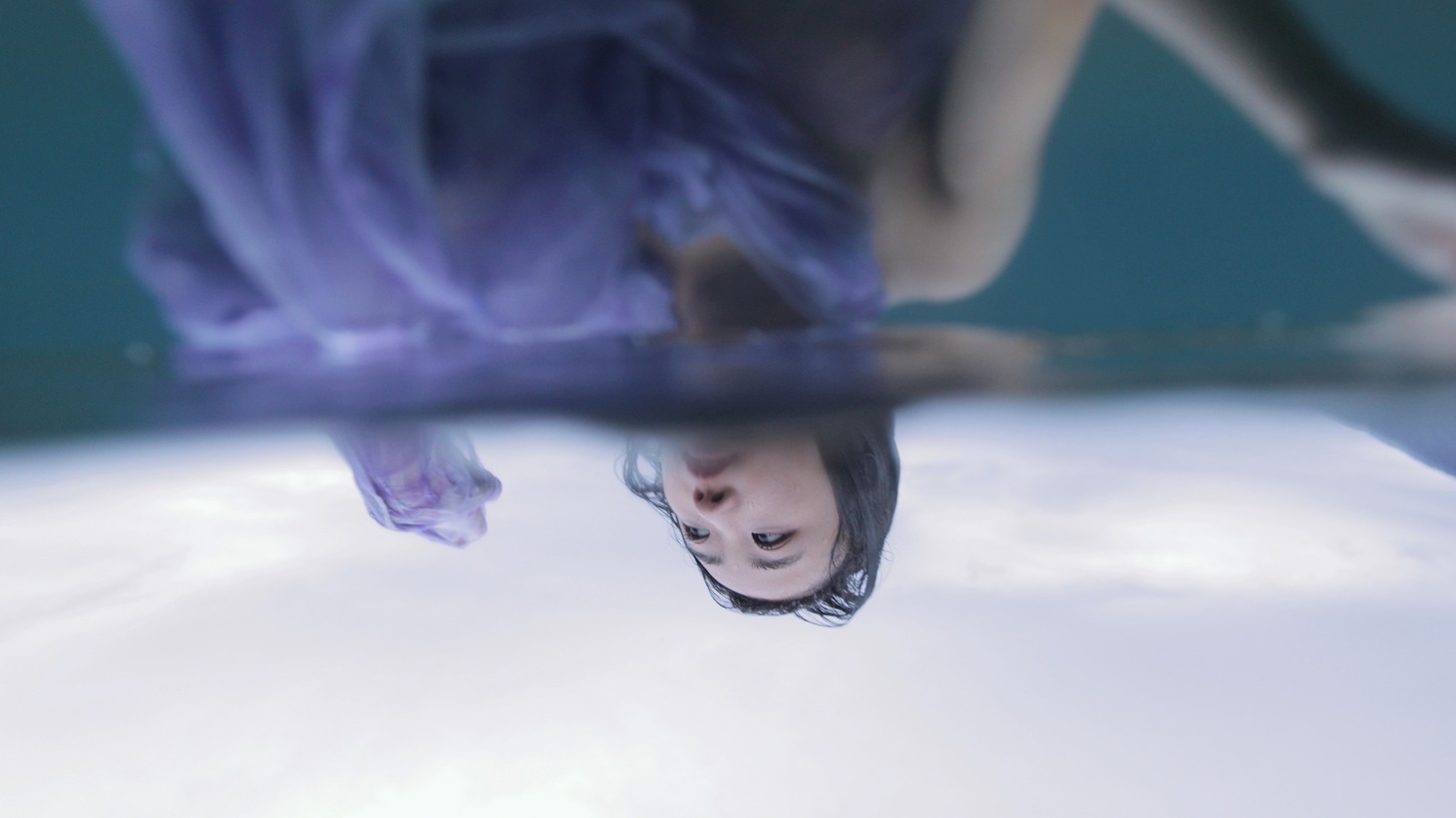 「みずのきれいな湖に」 (c)Nao Yoshigai