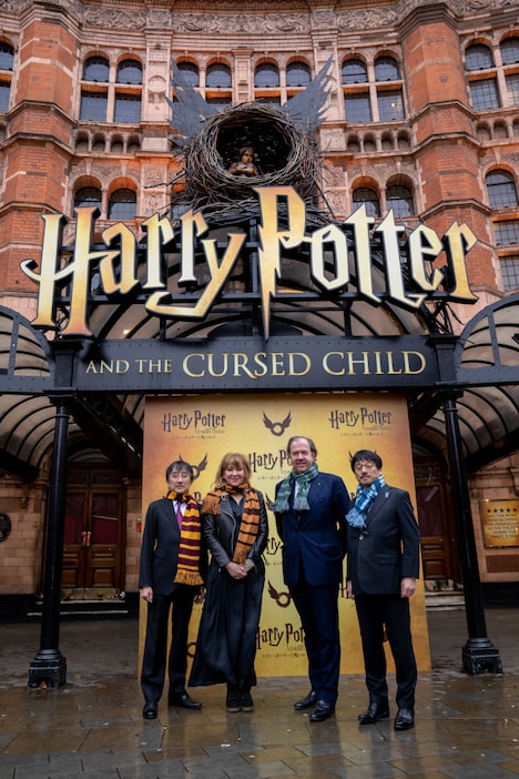 左から堀義貴、ソニア・フリードマン、マーク・コーネル、佐々木卓。