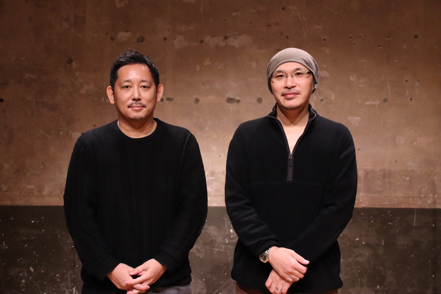 左から入江悠、映画評論家の森直人。