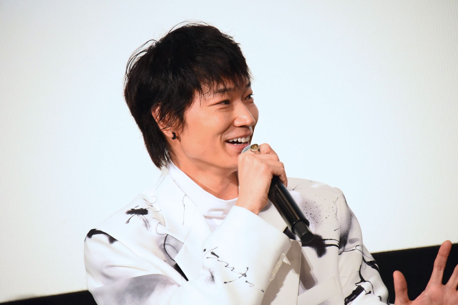 綾野剛