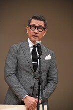 第62回ブルーリボン賞の授賞式に出席した中井貴一。