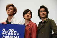左から戸谷公人、木ノ本嶺浩、村上幸平。
