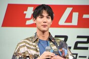山寺宏一からの賛辞に目を潤ませる中川大志。