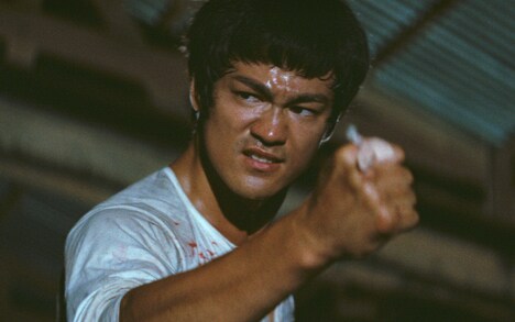 「ドラゴン危機一発」