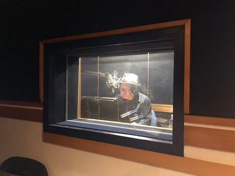 「春夏秋冬～無頼バージョン」レコーディング中の泉谷しげる。