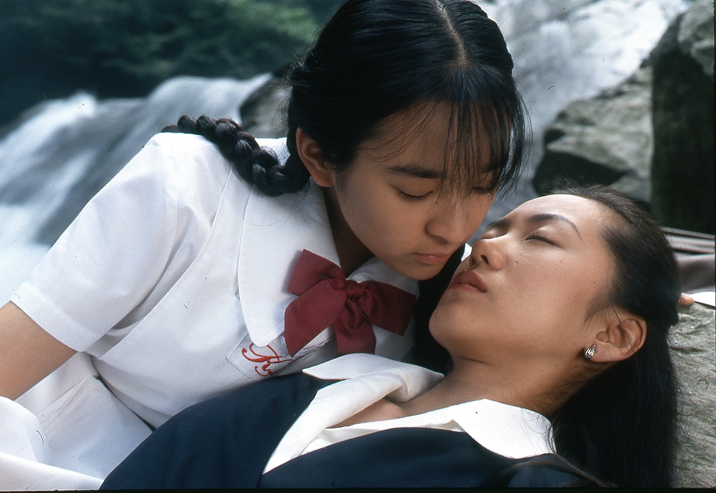 「新・百合族 先生、キスしたことありますか？」 (c)1994 日活株式会社