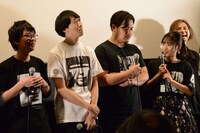 「好きな動物は？」という質問に真剣に悩む芸人たち。