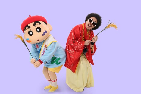 左から野原しんのすけ、レキシ。