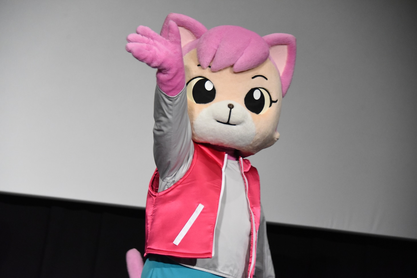 にゃっきい