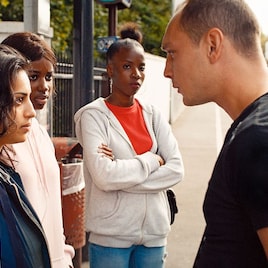 「レミゼ」横暴な警官の取り締まり収めた映像解禁、監督が語る「現実はいつも複雑」