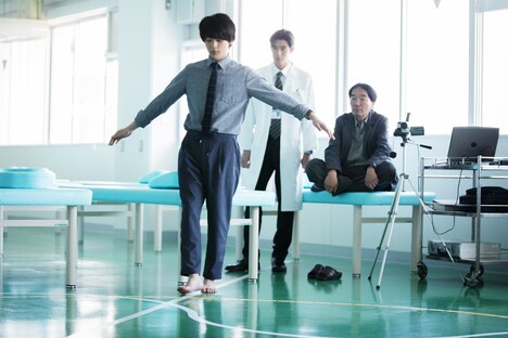 「水曜日が消えた」新場面写真