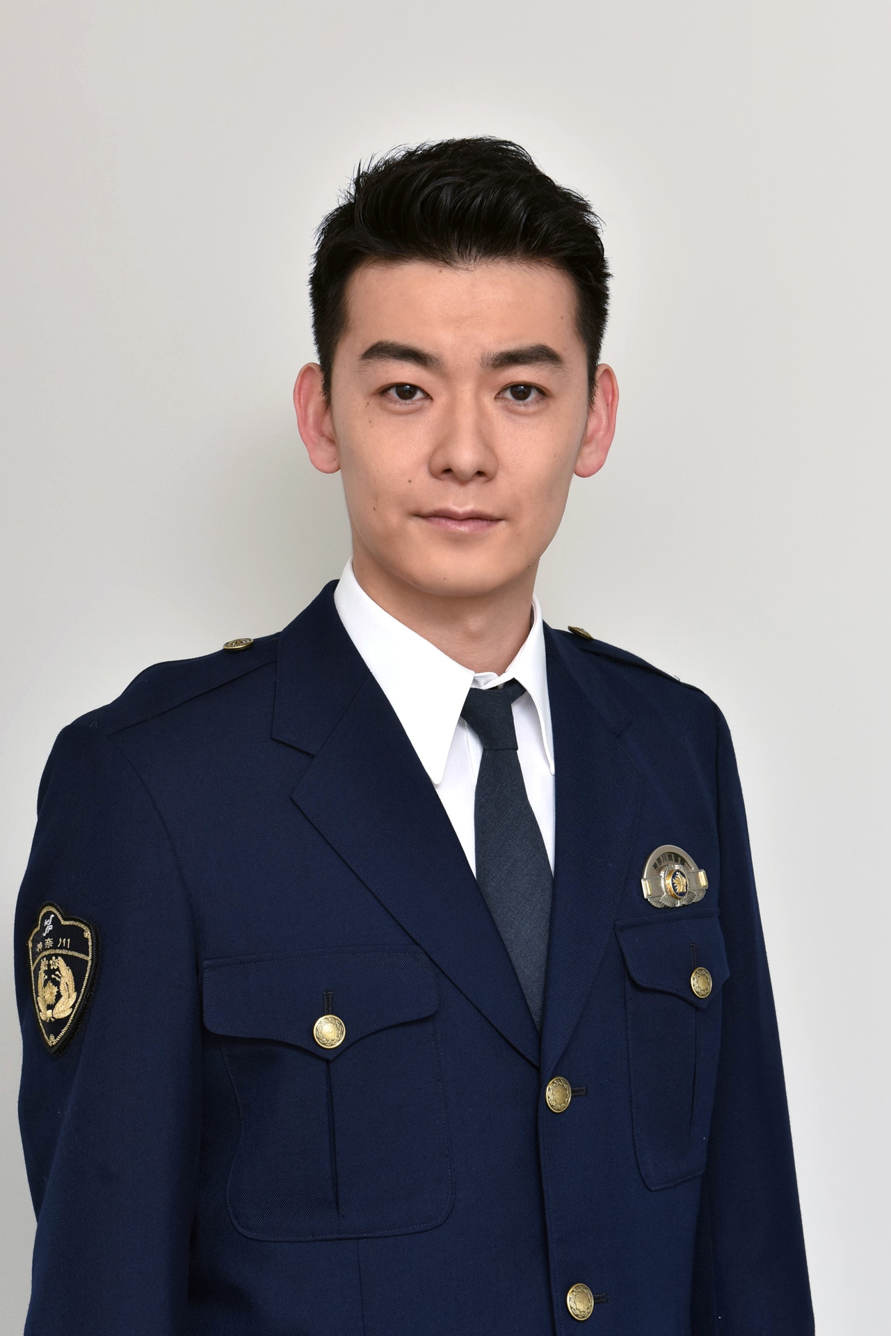 阿岐之将一演じる新藤司。