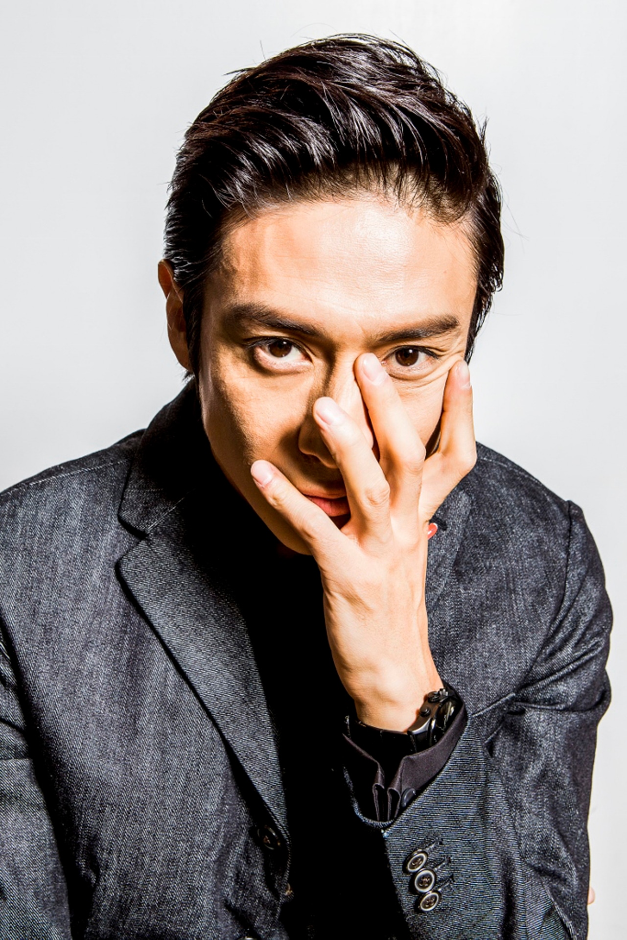 伊勢谷友介