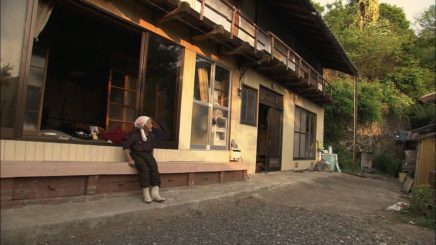 「花のあとさき ムツばあさんの歩いた道」