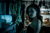 「ストレンジ・シスターズ」